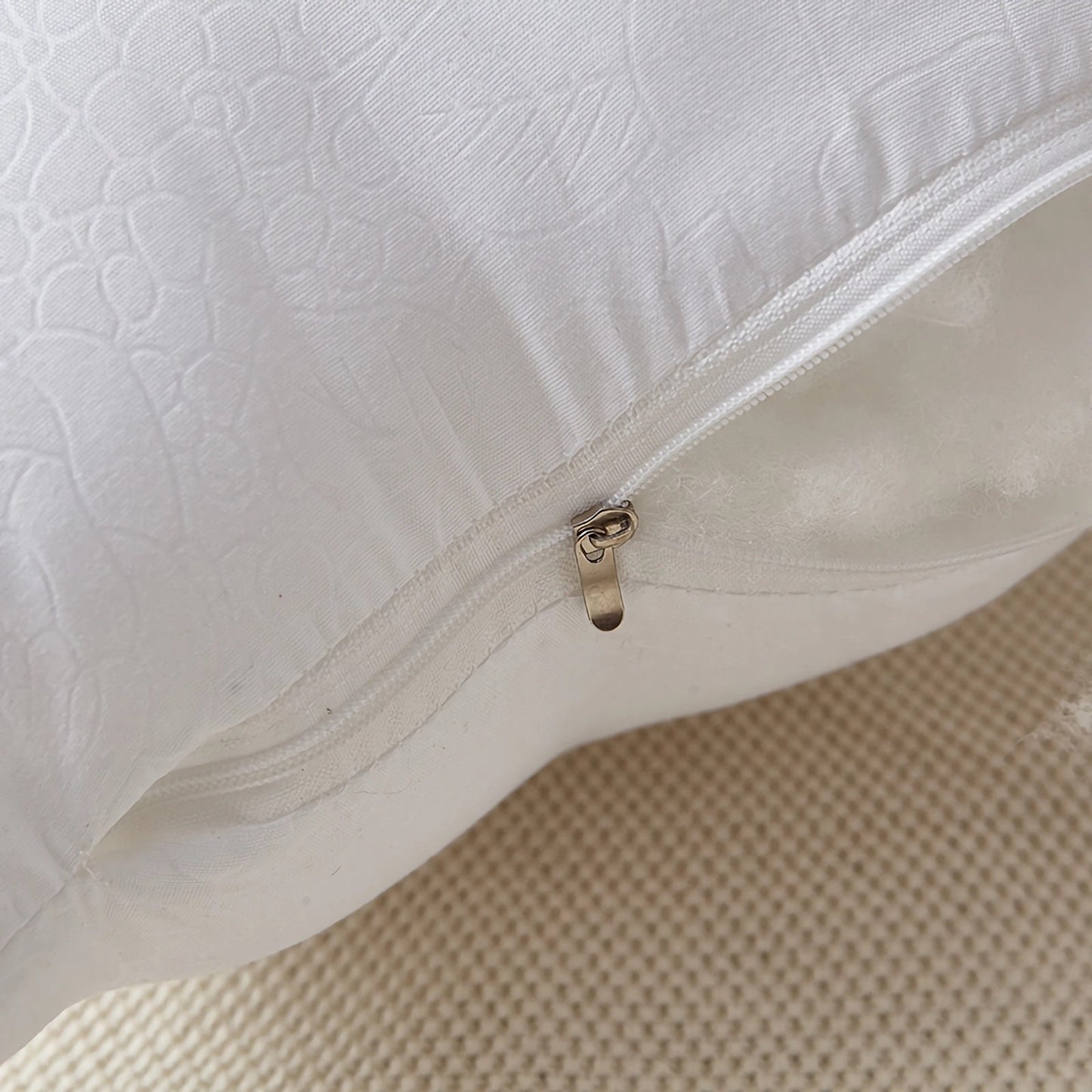 Anime body pillow insert shown next to pillow case – compatible with all standard dakimakura sizes